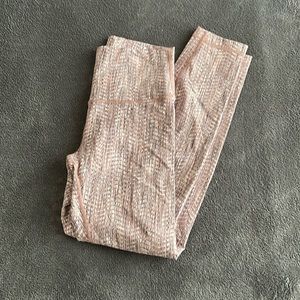 Lululemon Wunder Under High Rise 7/8 Tight Size 6